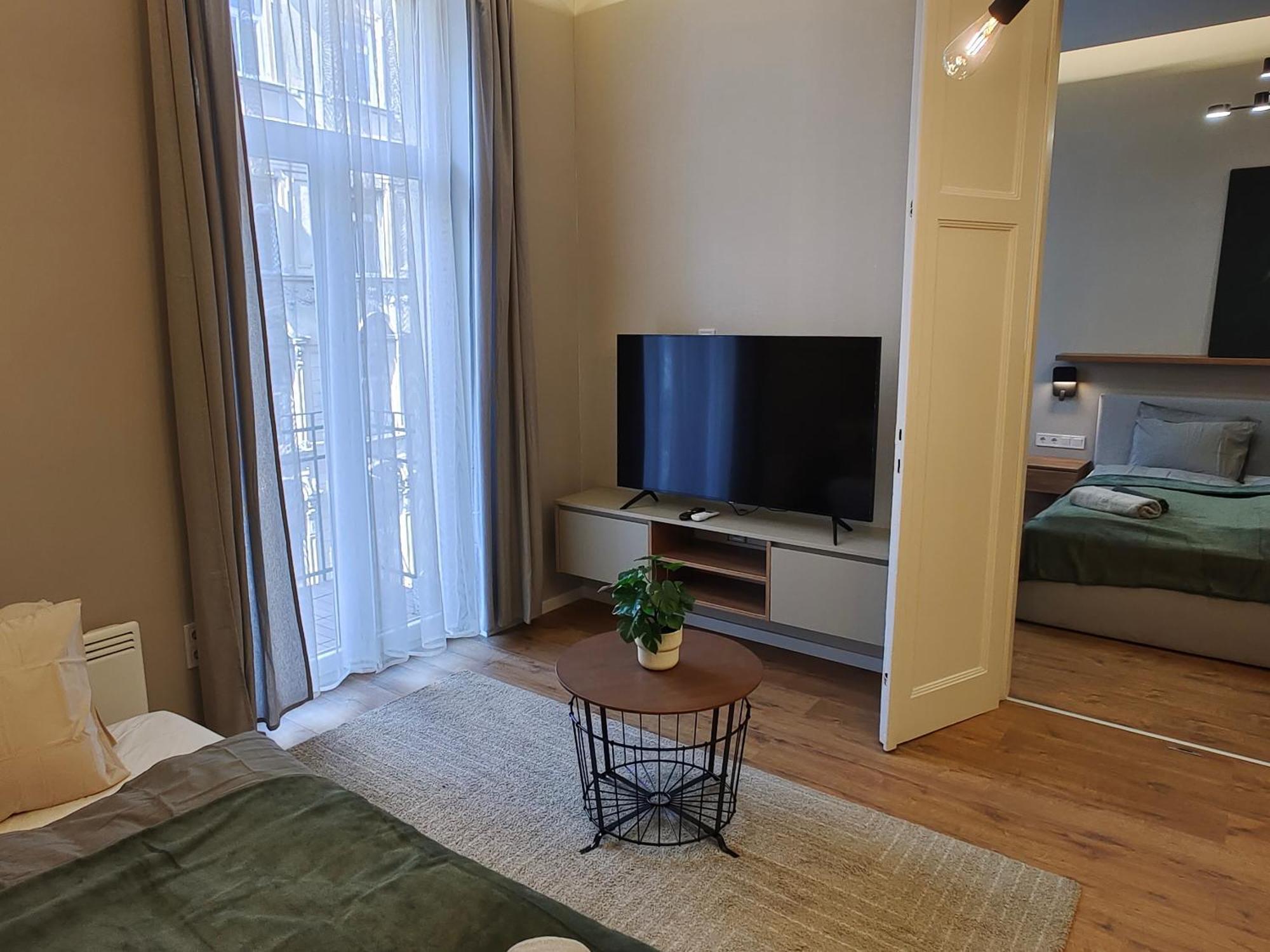 City Center 2, Cozy And Modern 2Br In The City Center Budapest Exteriör bild